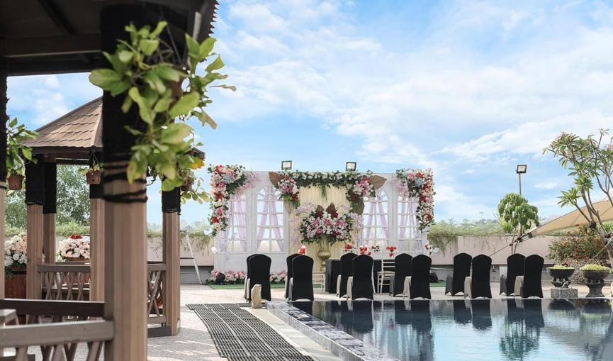 Sakura Park Hotel&residence Cikarang